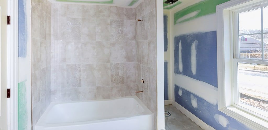 שיפוץ מקלחת קטנה